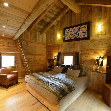 La Maison De Dolphe Chalet De Charme & Art Gallery Брюссон Номер фото